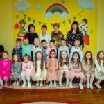 Рідних, милих, турботливих матусь вітає з Днем матері старша Б група. 16 1000005292